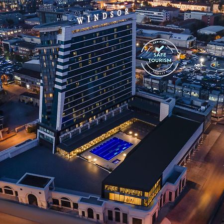 Windsor Hotel & Convention Center Истанбул Екстериор снимка Windsor Hotel