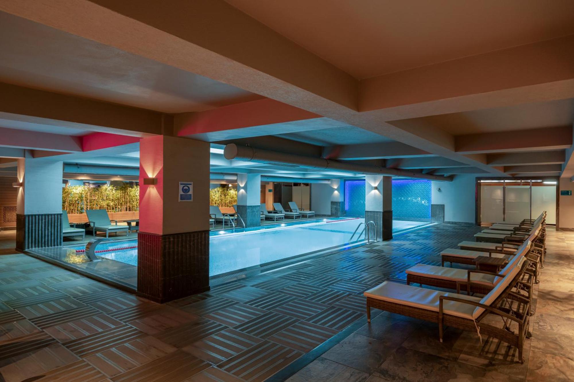 Windsor Hotel & Convention Center Истанбул Екстериор снимка Spa at the hotel