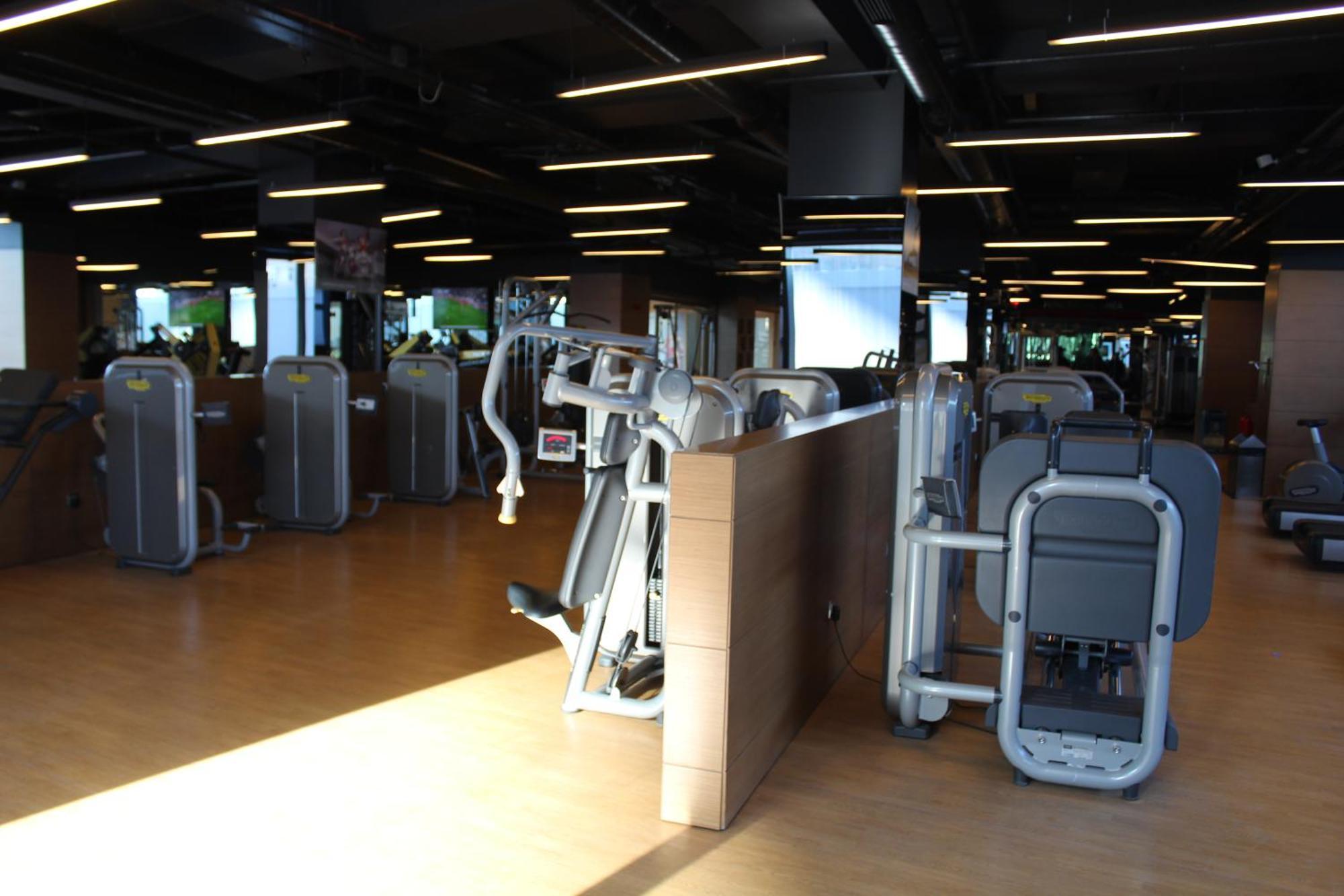 Windsor Hotel & Convention Center Истанбул Екстериор снимка The gym at the hotel